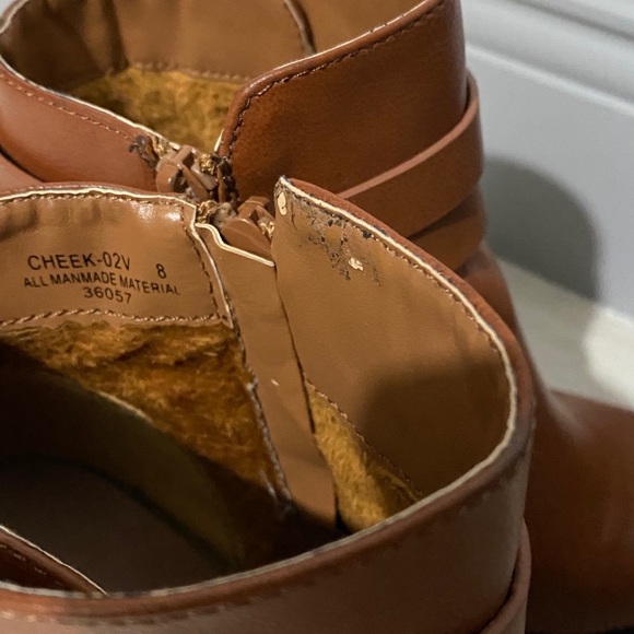 Brown booties - Picture 7 of 9